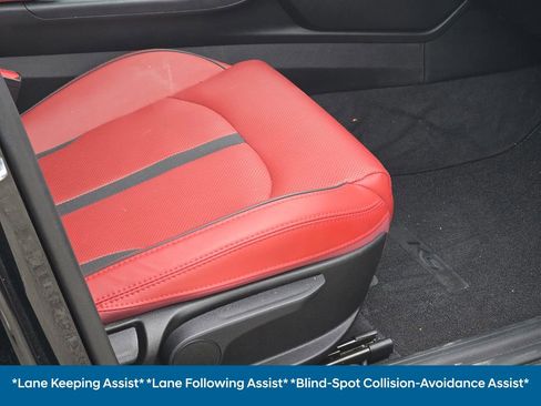 Used 2023 Kia K5 GT-Line image 11