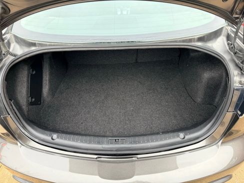 Used 2010 MAZDA MAZDA3 i Touring FWD image 17