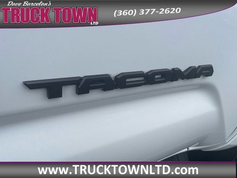 Used 2019 Toyota Tacoma Limited AWD/4WD image 41