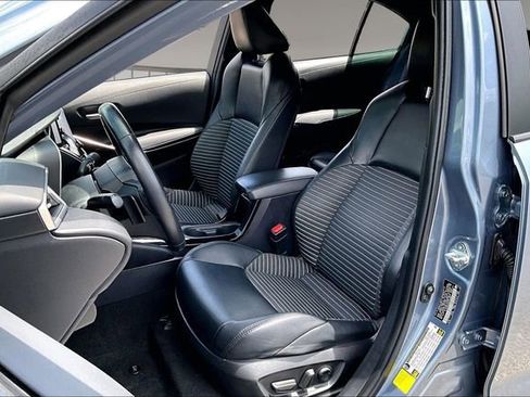 Used 2022 Toyota Corolla XSE FWD image 19