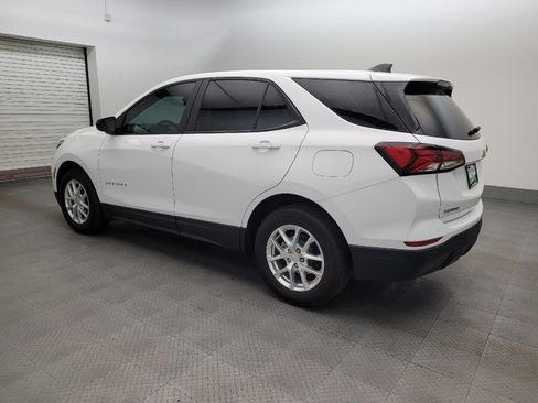 Used 2022 Chevrolet Equinox LS w/ LPO, Floor Liner Package FWD image 3