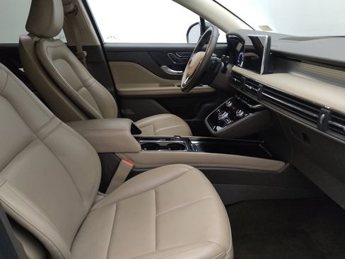 Used 2022 Lincoln Corsair FWD image 21