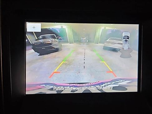 Used 2020 Ford Edge SE FWD image 13