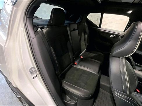 Used 2020 Volvo XC40 T5 R-Design w/ Protection Package image 25