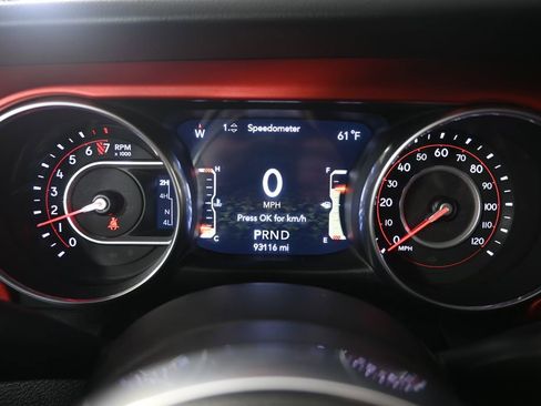 Used 2018 Jeep Wrangler Unlimited Rubicon image 26