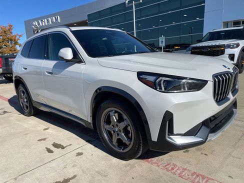 Used 2025 BMW X1 xDrive28i image 7
