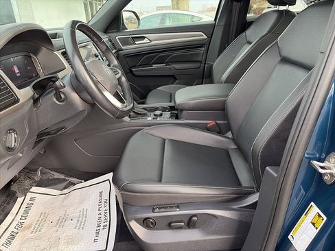 Used 2020 Volkswagen Atlas Cross Sport SEL image 13