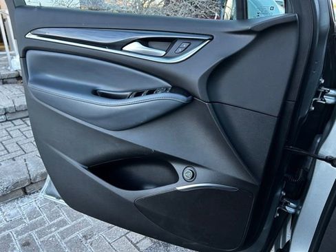 Used 2023 Buick Enclave Essence w/ Experience Buick Package image 10