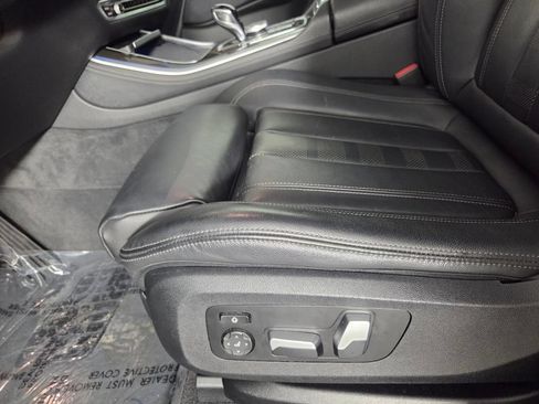 Used 2022 BMW X5 xDrive45e w/ Premium Package AWD/4WD image 11