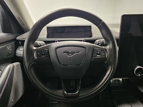 Used 2022 Ford Mustang Mach-E Premium image 21