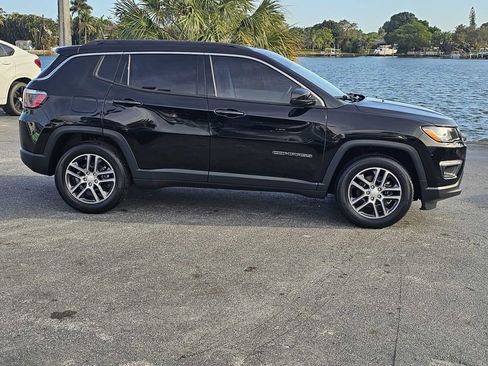 Used 2018 Jeep Compass Latitude w/ Popular Equipment Group image 15
