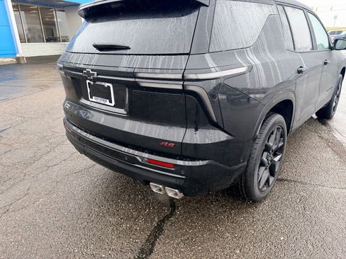 New 2026 Chevrolet Traverse RS w/ LPO, Floor Liner Package FWD image 7