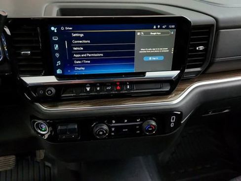 Certified 2024 Chevrolet Silverado 2500 LT image 16