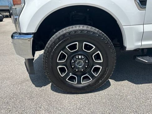 Certified 2022 Ford F250 XLT AWD/4WD image 28