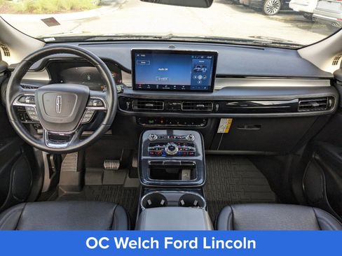 Certified 2023 Lincoln Nautilus Reserve w/ Monochromatic Package AWD/4WD image 17