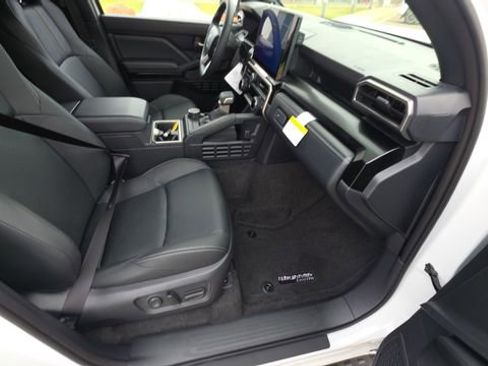 New 2026 Toyota 4Runner Limited AWD/4WD image 30