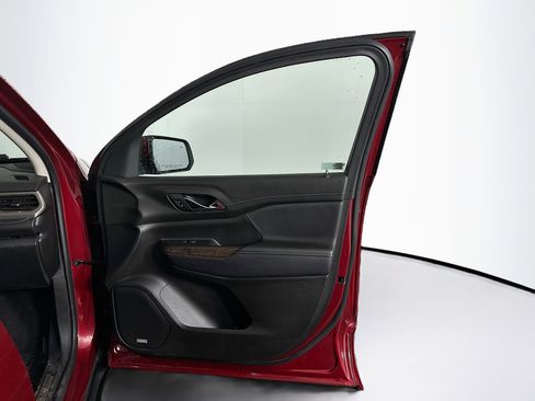 Used 2020 GMC Acadia Denali w/ Technology Package image 36