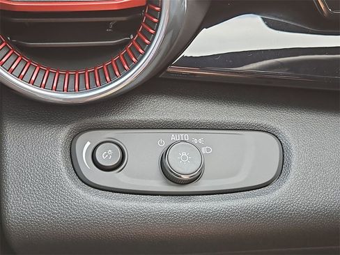 New 2026 Chevrolet Trax RS w/ Driver Confidence Package image 10