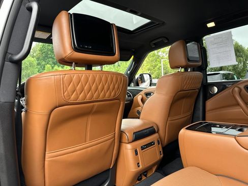 Used 2022 INFINITI QX80 Sensory w/ All-Season Package AWD/4WD image 46