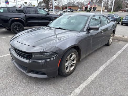 Used 2019 Dodge Charger SXT w/ Leather Interior Group image 1