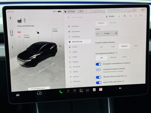 Used 2026 Tesla Model Y 2WD image 25