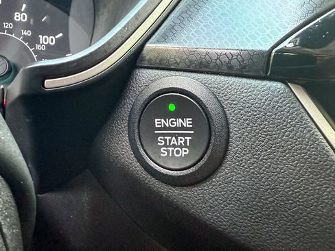 Certified 2022 Ford Escape SEL w/ SEL Stealth AWD Package image 35