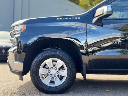 Used 2021 Chevrolet Silverado 1500 LT image 10