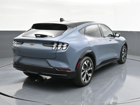 Used 2023 Ford Mustang Mach-E Premium image 8