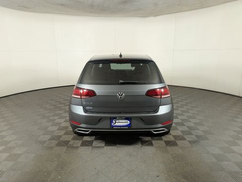 Used 2019 Volkswagen Golf S image 9