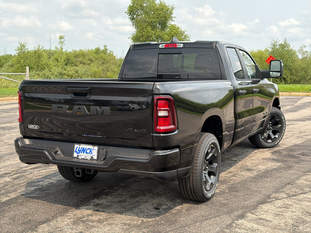 New 2026 RAM 1500 Express AWD/4WD image 4