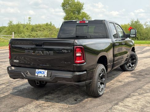 New 2026 RAM 1500 Express AWD/4WD image 4