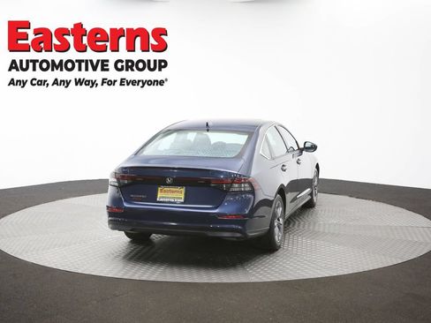 Used 2024 Honda Accord EX image 38