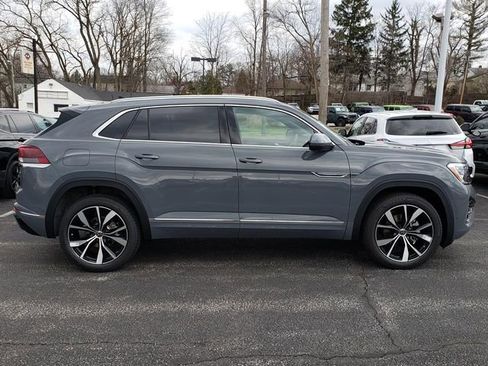 New 2026 Volkswagen Atlas Cross Sport SEL Premium R-Line AWD/4WD image 2