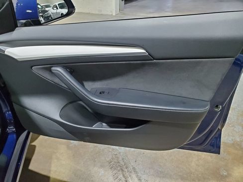 Used 2021 Tesla Model 3 Standard Range Plus RWD image 17