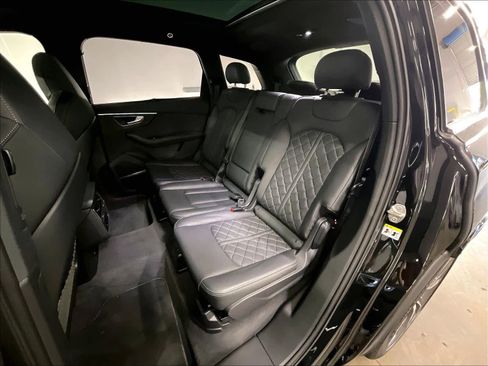 Used 2023 Audi SQ7 Premium Plus w/ Executive Package AWD/4WD image 26