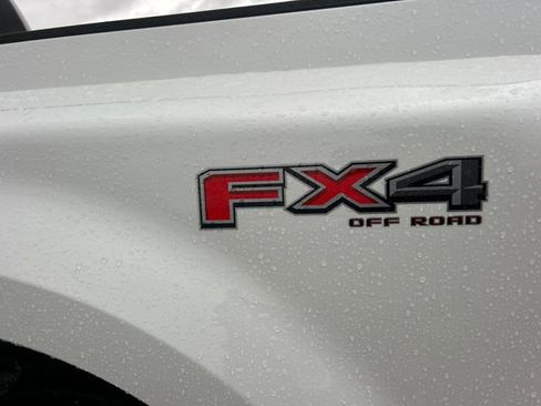 Used 2025 Ford F450 Platinum w/ FX4 Off-Road Package image 50