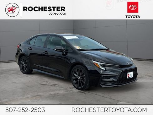 Certified 2023 Toyota Corolla SE FWD image 1