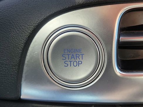 Used 2023 Hyundai Palisade Calligraphy image 31