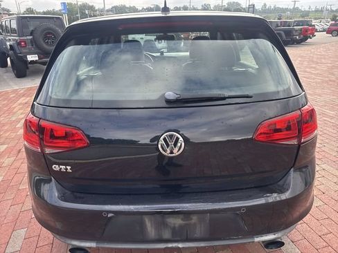 Used 2015 Volkswagen GTI 4-Door FWD image 9
