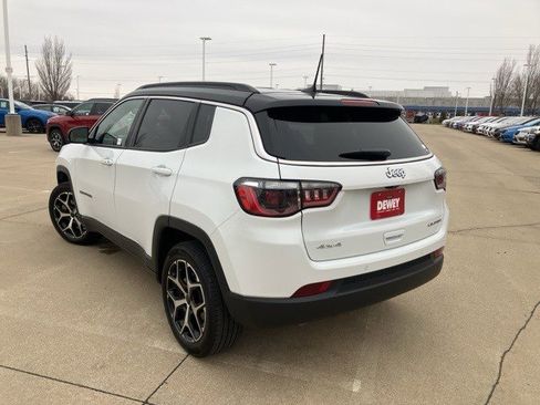 Certified 2025 Jeep Compass Limited image 6