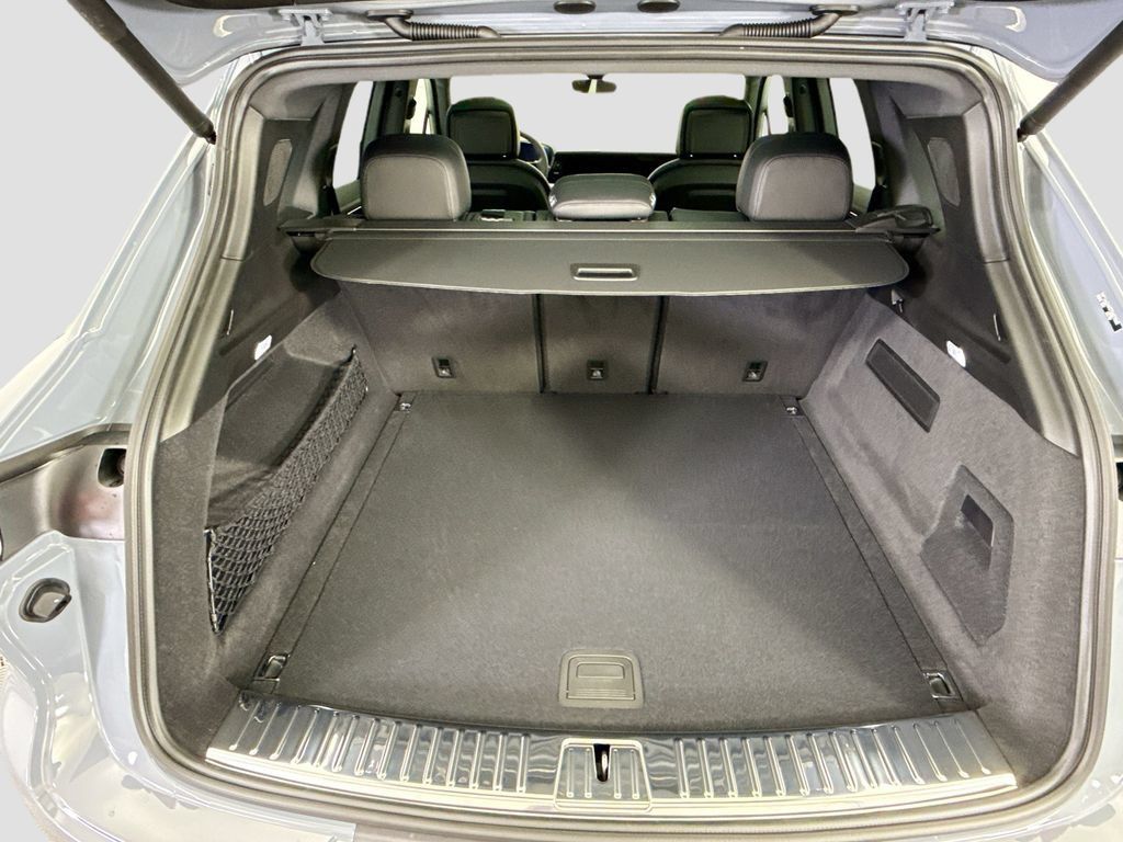 Used 2026 Porsche Cayenne AWD/4WD image 29