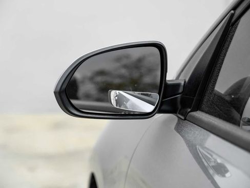 Used 2023 Kia Rio S image 37