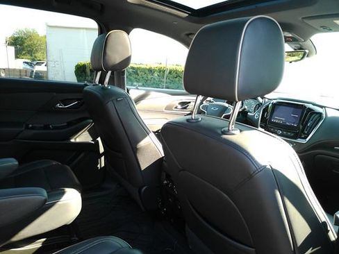 Used 2023 Chevrolet Traverse Premier w/ Redline Edition AWD/4WD image 20