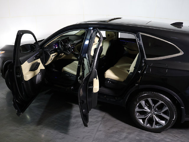 Certified 2024 Acura MDX w/ Technology Package AWD/4WD image 5