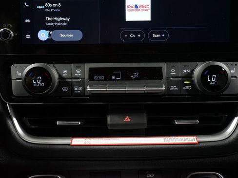 New 2026 Toyota Grand Highlander AWD Hybrid image 21