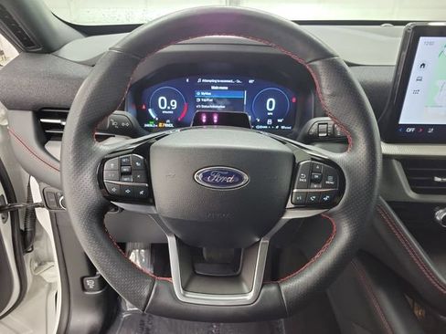 Certified 2025 Ford Explorer ST-Line w/ ST-Line Street Pack AWD/4WD image 25