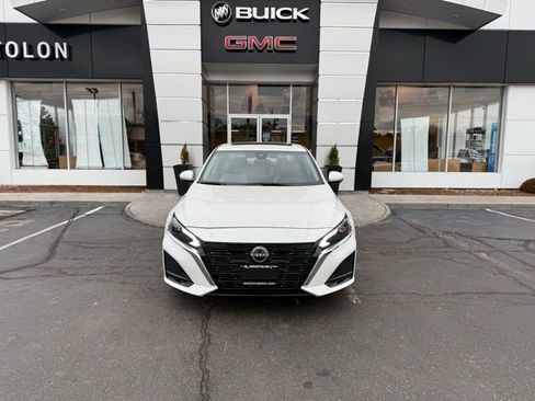 Used 2024 Nissan Altima 2.5 SL image 6