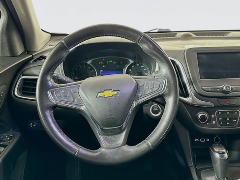 Used 2019 Chevrolet Equinox LT image 18