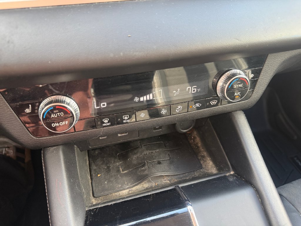 Used 2022 Mitsubishi Outlander SE AWD/4WD image 34