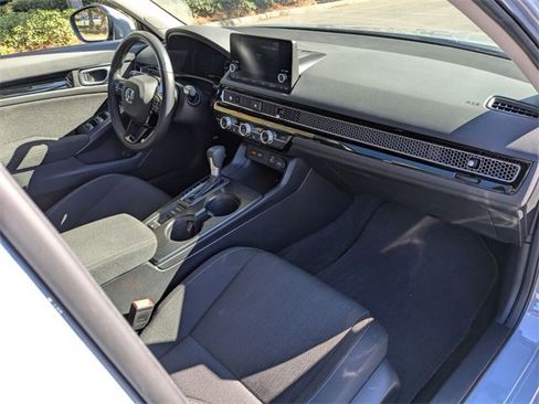 Certified 2024 Honda Civic EX image 37